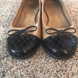 Size 10 two toned flats